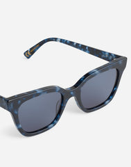 Pierport Sunglasses NAVY TORTOISE
