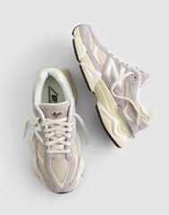 New Balance® Unisex 9060 Sneakers GREY