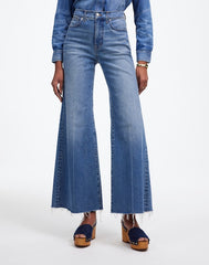 Petite Flared Wide-Leg Crop Jeans in Oneida Wash ONEIDA WASH