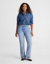 Curvy Relaxed Bootcut Jeans RAEBROOK WASH
