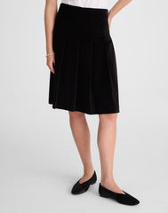 Pleated Midi Skirt in Velvet BLACK