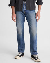 The Slim Straight Jean VINEWOOD WASH