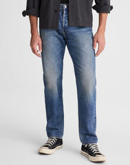 The Slim Straight Jean VINEWOOD WASH