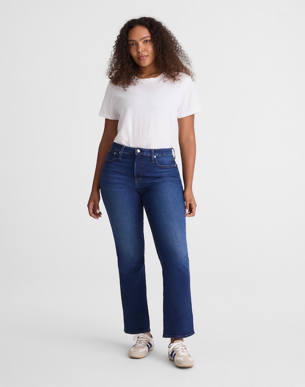 The Short Curvy Flare Crop Jean in Super Stretch Denim OSGOODE WASH