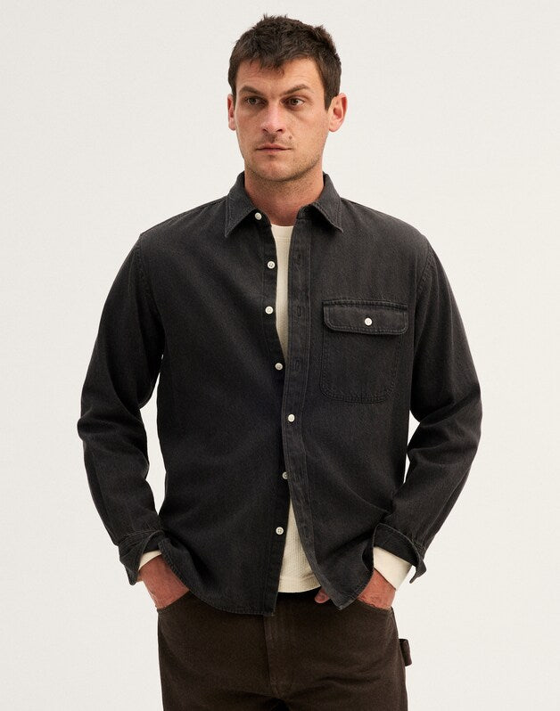 Single-Pocket Shirt in SoftFade Denim DRAUGHTON WASH