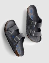 Birkenstock® Arizona Sandal in Suede CHARCOAL