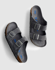 Birkenstock® Arizona Sandal in Suede CHARCOAL