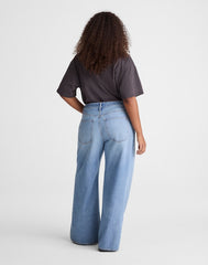 The Curvy Ultimate Wide-Leg Jean in Airy Denim RAEBROOK WASH