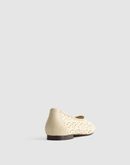 The Mylie Glove Flat in Crochet VINTAGE KHAKI