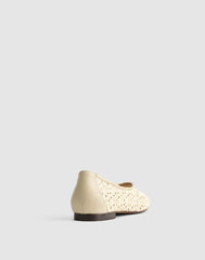 The Mylie Glove Flat in Crochet VINTAGE KHAKI