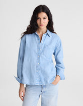 The Denim Easy Shirt in Laguna Wash MAUI WASH