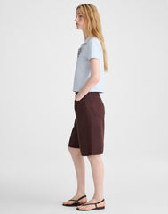 The V-Waist Bermuda Short in Airy Denim BURNT COCOA