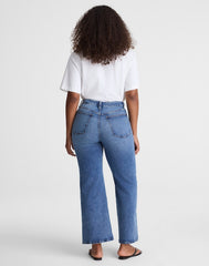 The Curvy Wide-Leg Crop Jean in Super Stretch Denim ONEIDA WASH