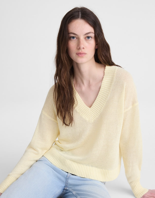 Deep V-Neck Sweater in 100% Linen SHEER PINEAPPLE