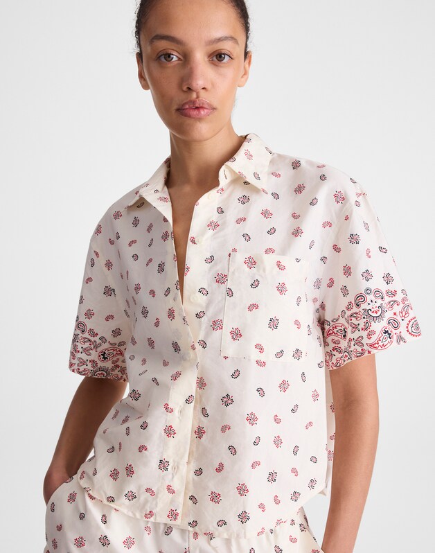 Patch-Pocket Boxy Shirt in Poplin VINTAGE IVORY