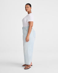 The Plus Darted Barrel-Leg Jean in Airy Denim LAGUNA WASH