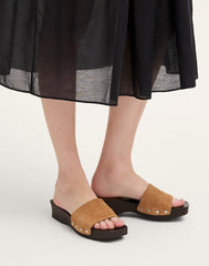 The Callen Clog Sandal in Suede CUMIN