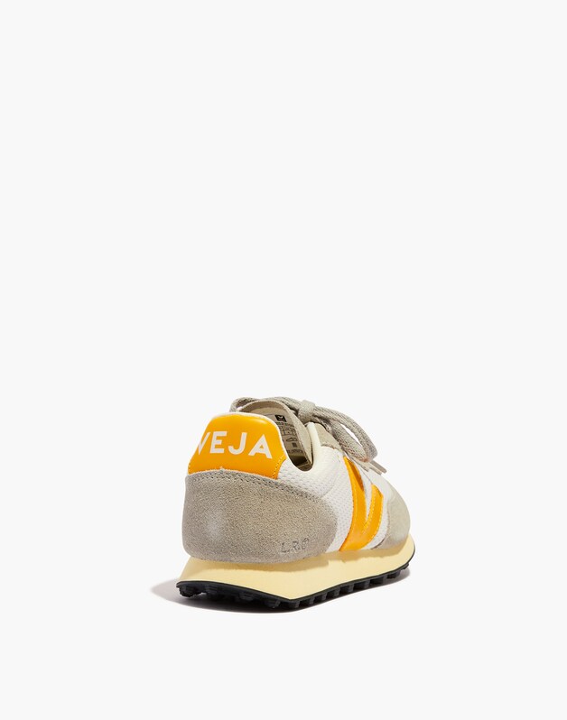 Veja&trade; Rio Branco Sneakers GRAVEL OURO