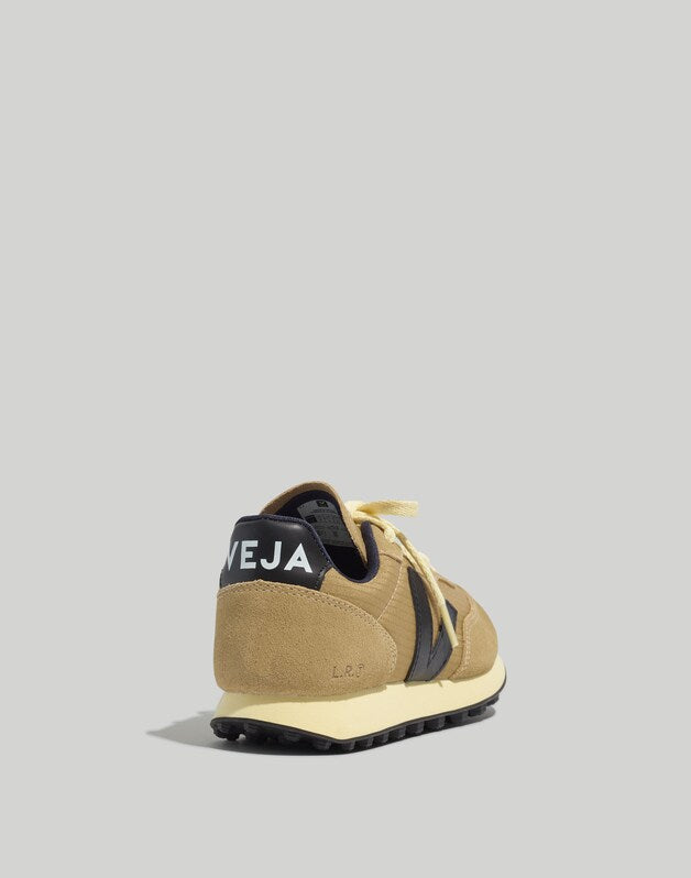 Veja&trade; Rio Branco Sneakers DUNE BLACK