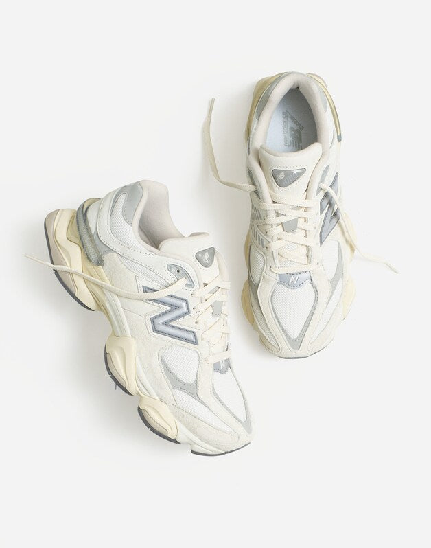 New Balance&reg; Unisex 9060 Sneakers SEA SALT