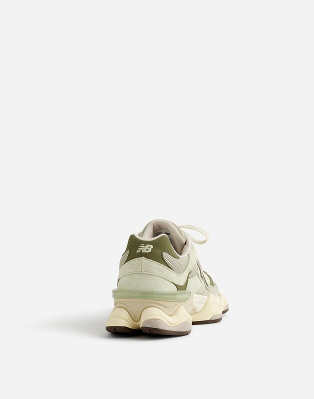 New Balance&reg; Unisex 9060 Sneakers OLIVINE LICHEN GREEN