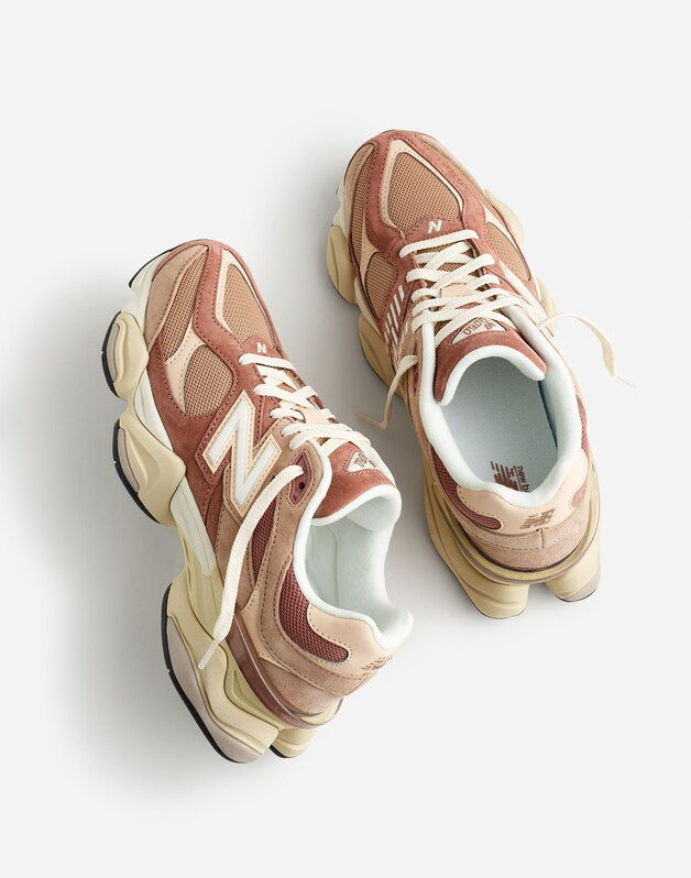 New Balance&reg; Unisex 9060 Sneakers SPARROW
