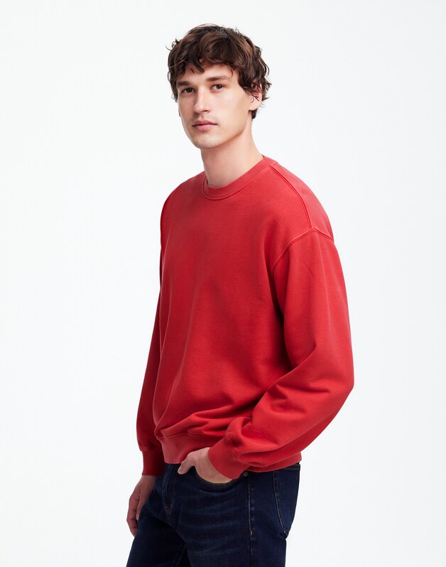The McCarren Crewneck CRIMSON BERRY