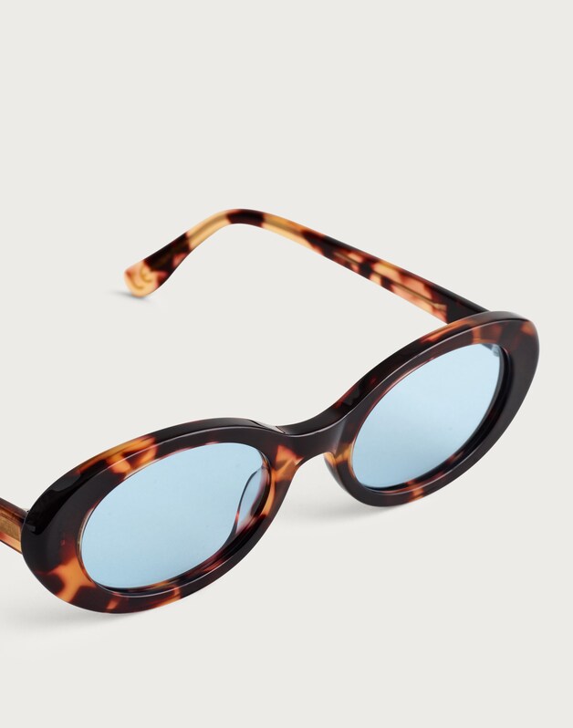 Russell Oval Sunglasses WHISKY TORT
