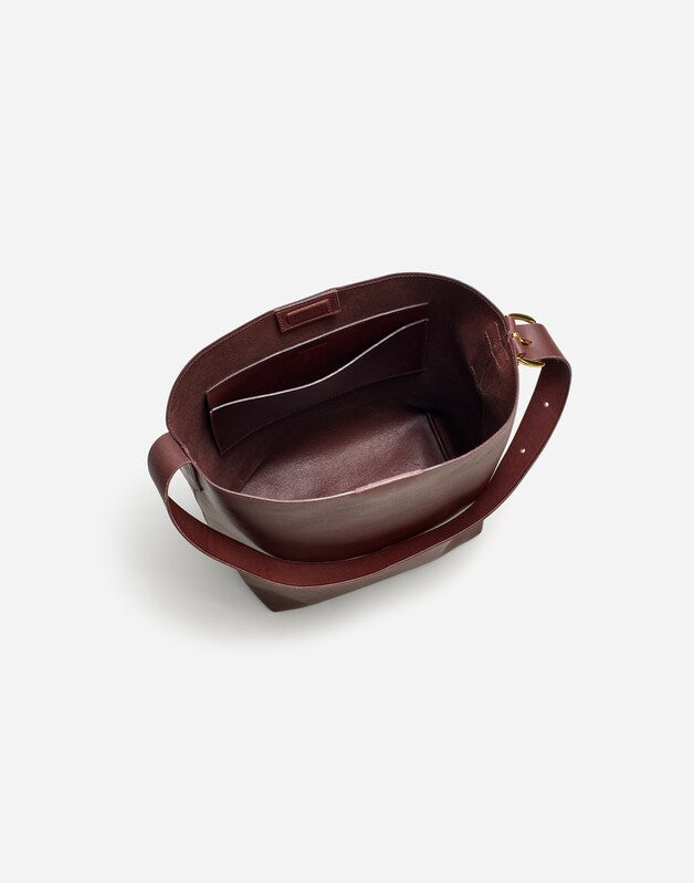 The Essential Bucket Tote in Leather CHOCOLATE RAISIN