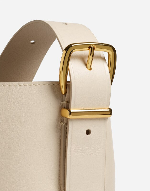 The Essential Bucket Tote in Leather ECRU