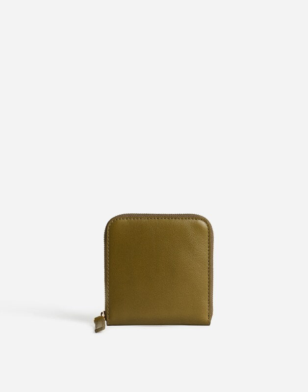 The Essential Zip Wallet in Leather MOSS