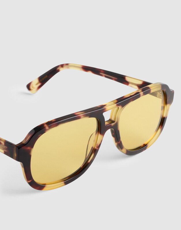 Logaan Aviator Sunglasses YELLOW TORT