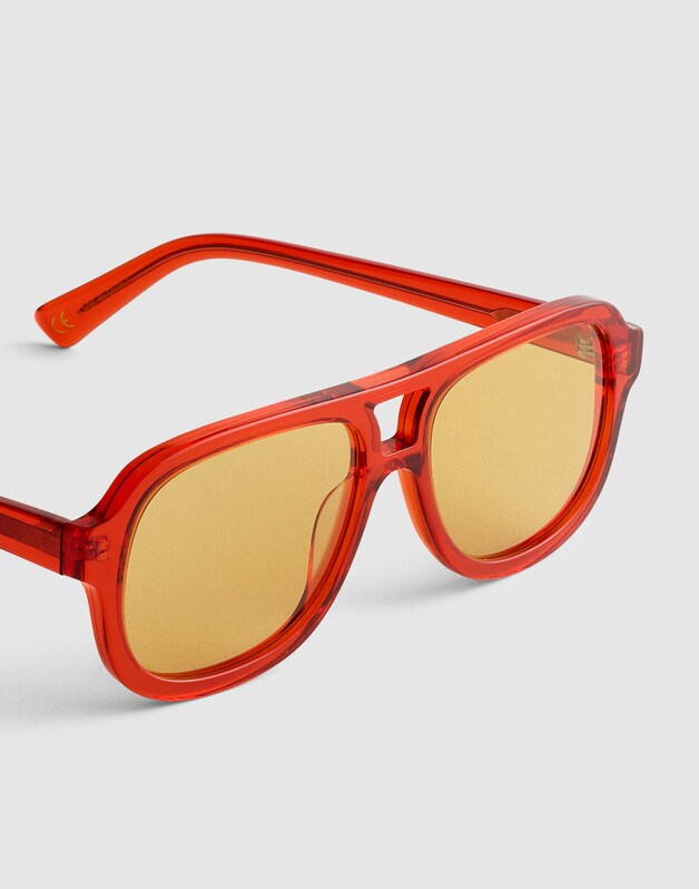 Logaan Aviator Sunglasses VARSITY RED