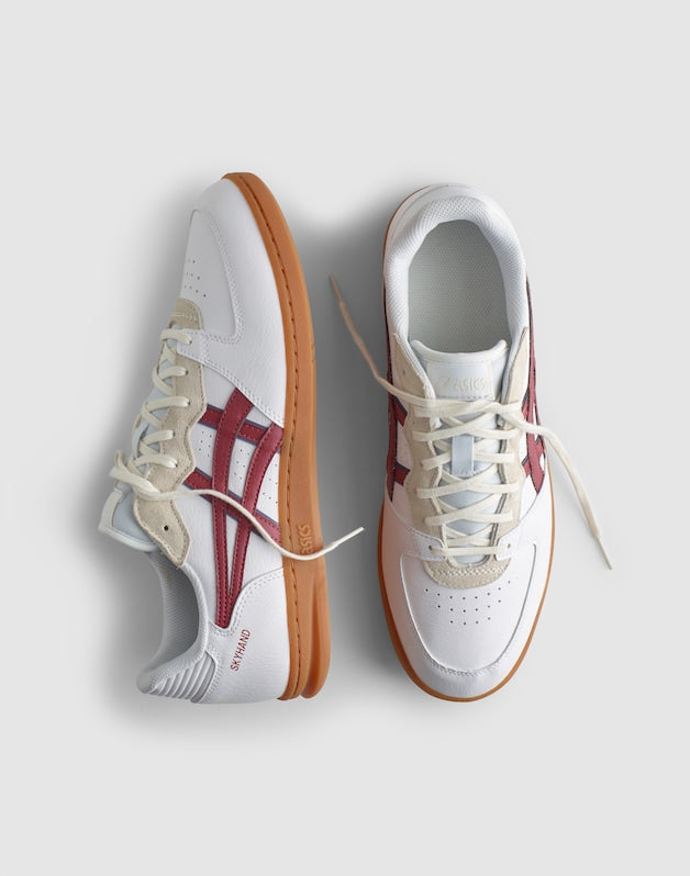 Asics&reg; Skyhand OG Sneakers WHITE BRISKET RED