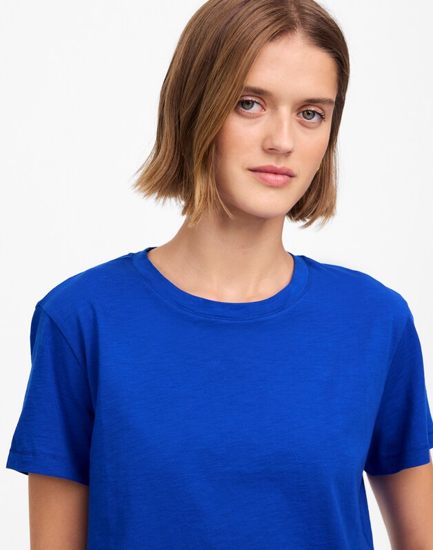 The Easy Crop Crewneck Tee in Soft Slub BRILLIANT SAPPHIRE