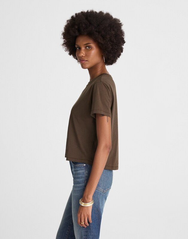 The Easy Crop Crewneck Tee in Soft Slub ROASTED CHICORY