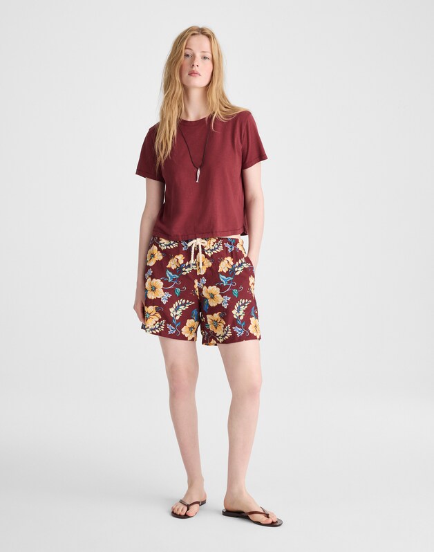 The Easy Crop Crewneck Tee in Soft Slub DUSTY MERLOT