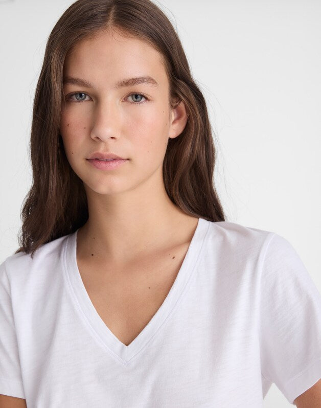 The Easy V-Neck Tee in Soft Slub WHITE