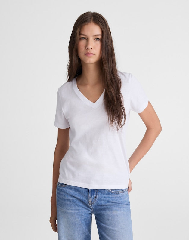 The Easy V-Neck Tee in Soft Slub WHITE