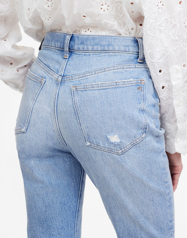 The Petite '90s Straight Jean in Hallstead Wash HALLSTEAD WASH