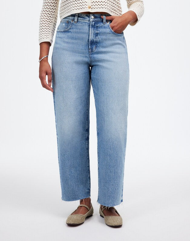 The Curvy Perfect Vintage Wide-Leg Crop Jean in Hallstead Wash HALLSTEAD WASH