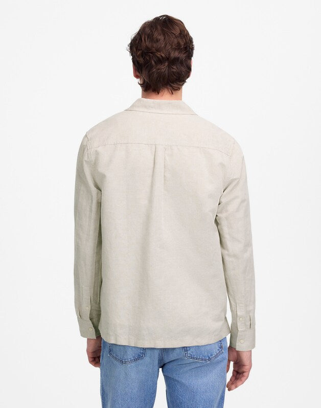 Button-Up Shirt in Cotton-Linen Blend OAT