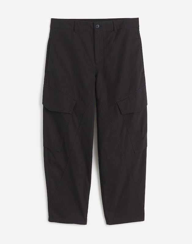 The Barrel-Leg Utility Pant in Garment-Dyed Twill JET BLACK