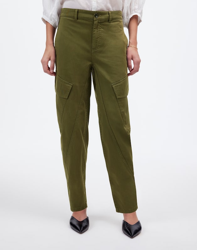 The Barrel-Leg Utility Pant in Garment-Dyed Twill DESERT OLIVE