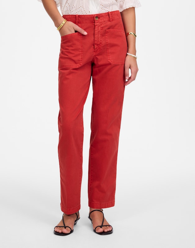 The Taper-Leg Utility Pant in Garment-Dyed Twill CRIMSON