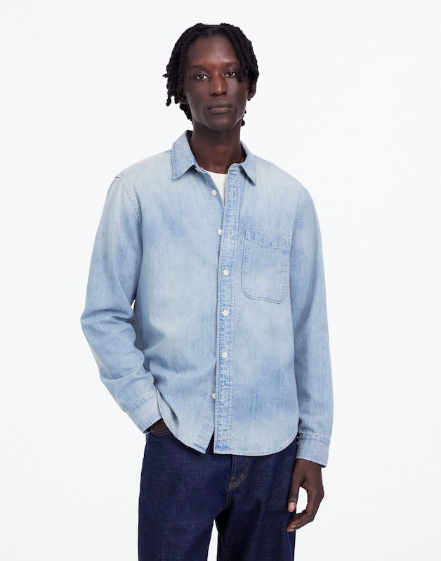 Denim Button-Up Shirt in Reyner Wash REYNER WASH