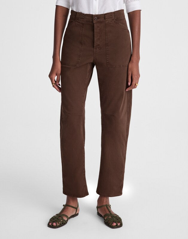 The Darted Barrel-Leg Utility Pant ROASTED CHICORY