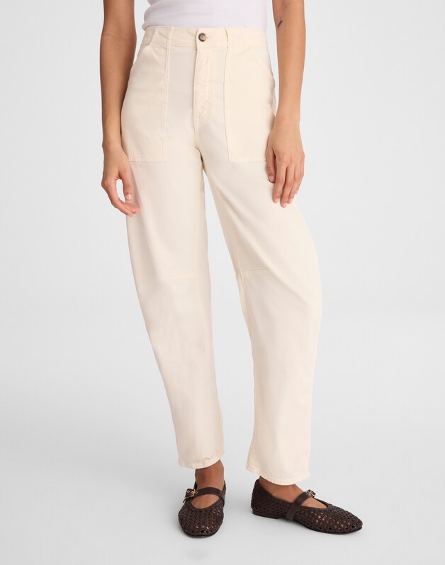 The Darted Barrel-Leg Utility Pant VANILLA