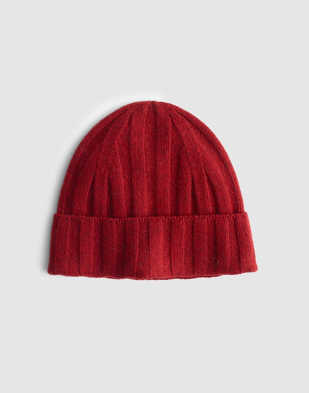 Ribbed Beanie in Heritage Merino Wool HEATHER GARNET