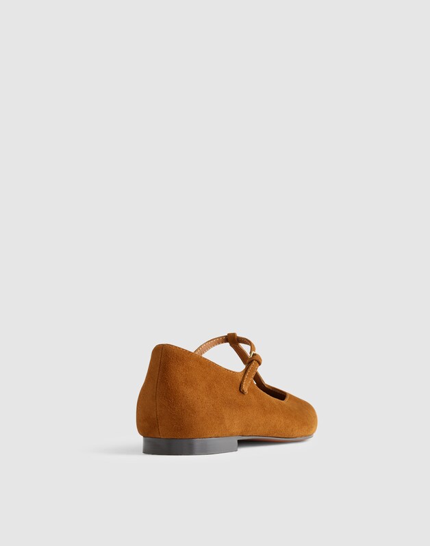 The Mylie T-Strap Flat in Suede RUSSET